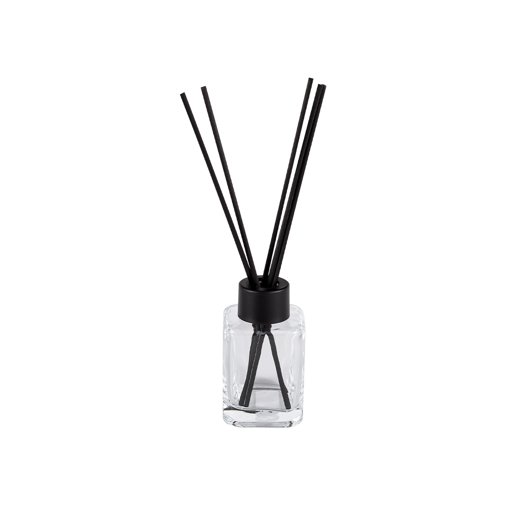 Čtvercová difuzorová láhev HJ-RX2248 s plastovým uzávěrem se šroubovacím hrdlem a nálepkou z matného černého vlákna